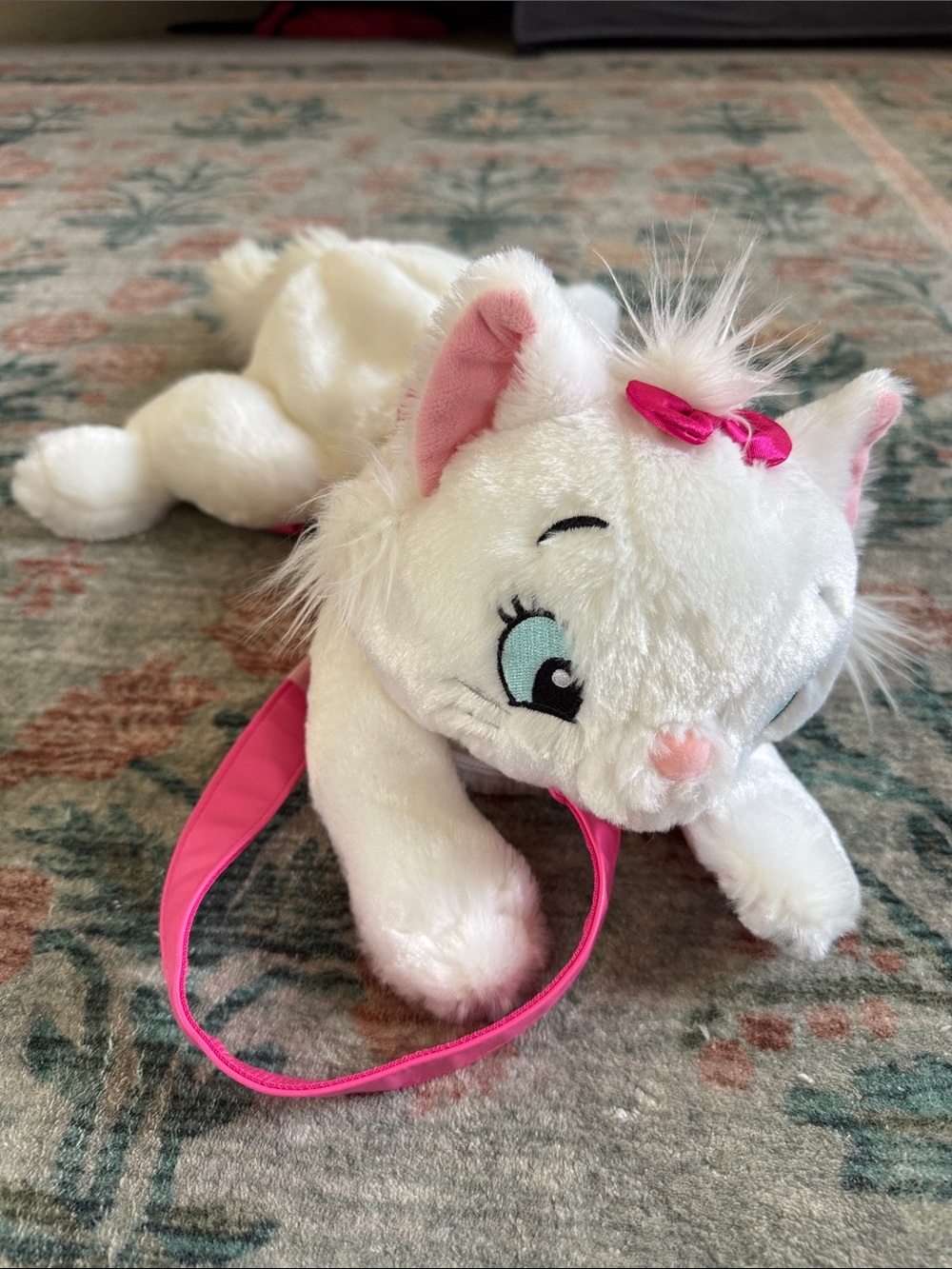 Tokyo Disney Resort Aristocats Marie plush bag with adjustable strap